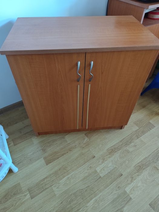 Comodă cu două uși