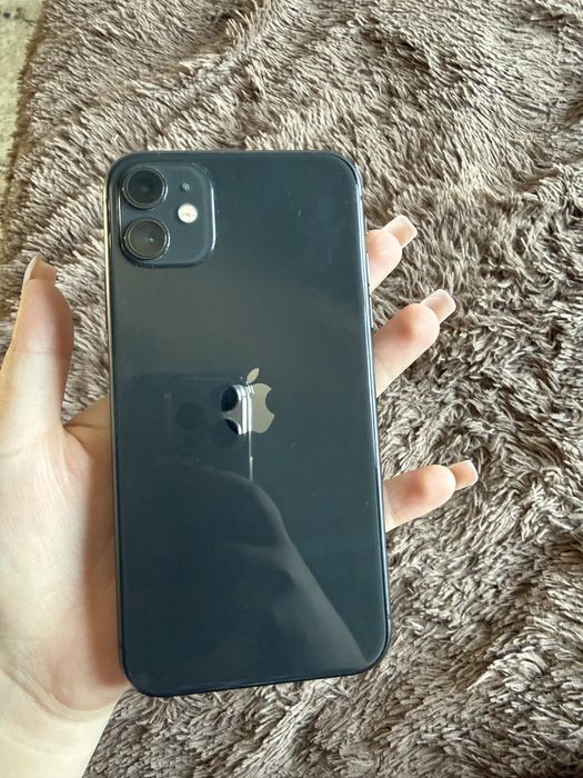 продам айфон 11 64гб