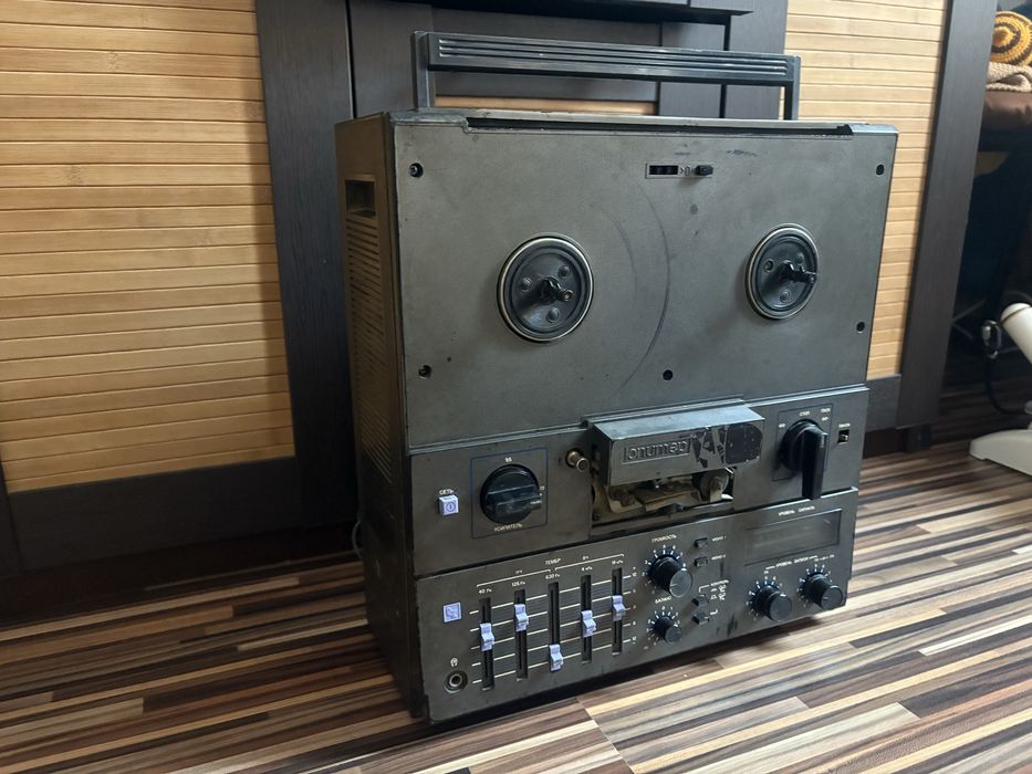 Magnetofon Jupiter MK 106 C