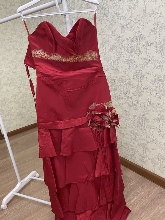 Платье вечернее дизайнерское