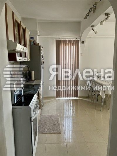 Продава се Двустаен апартамент в Пловдив, Кършияка - 55 кв.м за 1728 €/кв.м - Снимка #1
