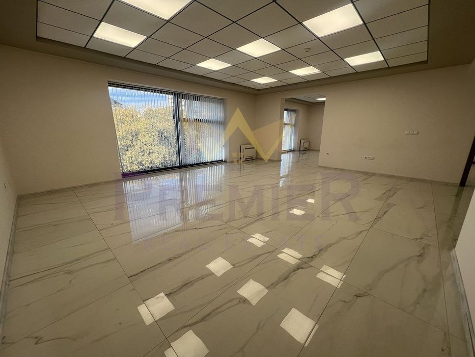 Дава се под наем Офис в Варна, Център - 120 кв.м за 816 € - Снимка #5