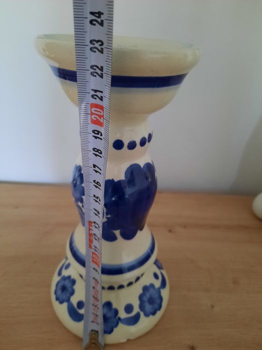 Порцеланов свещник