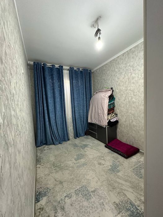 Мирабадский р-н Куйлюк (Qo’yliq) массив 4 2/5/5 франция 58м2 балкон2х6