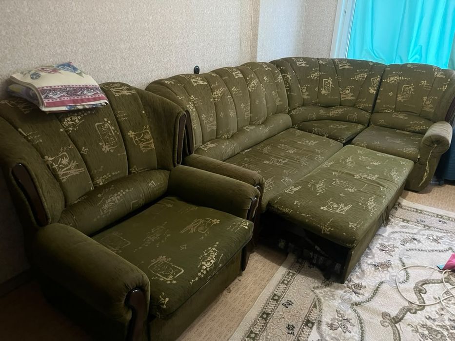 Диван бесплатно отдам