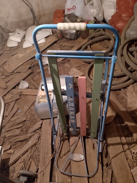 Санка со спинкой продается