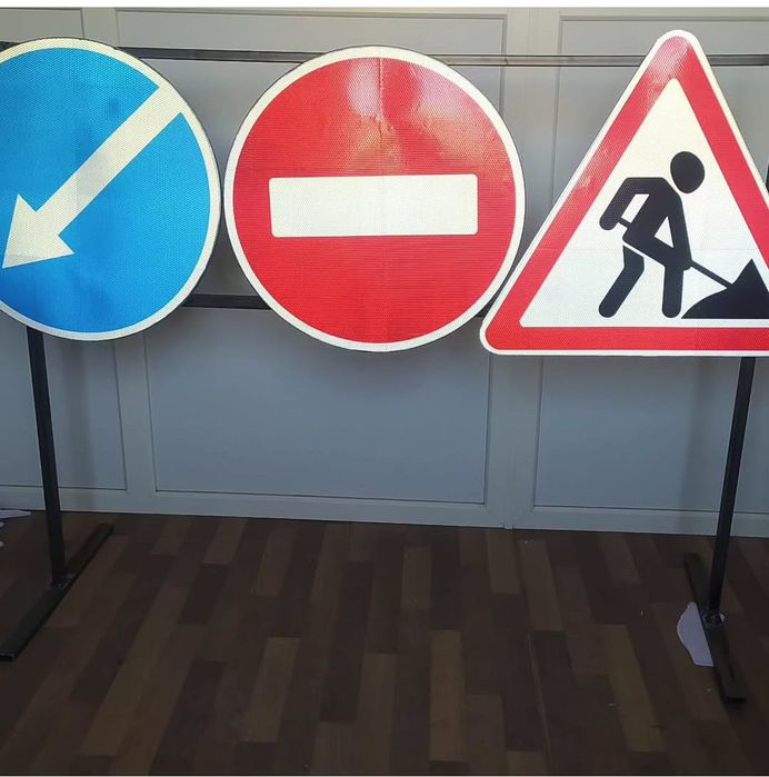 Изготовление дорожных знаков