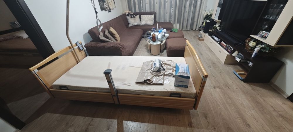 Немско електрическо Болнично легло .