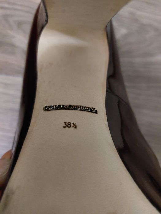 Продам туфли D&G 38 размера