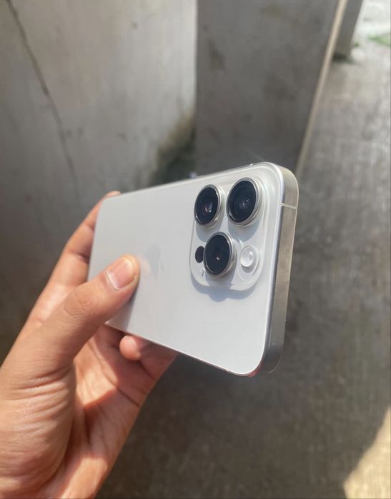 Iphone 15 pro 256gb Titanium