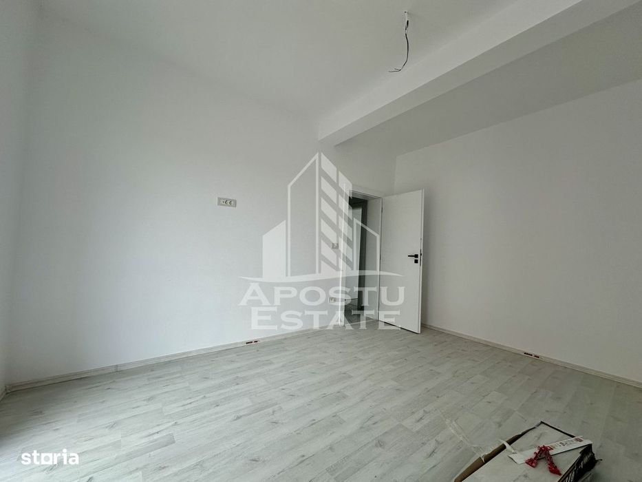 Apartament cu 2 camere, decomandat, zona Cl. Urseni