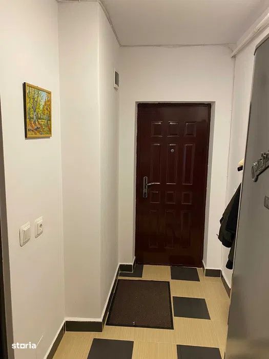 Apartament de vanzare 3 camere de 56 mp 2 balcoane 4mp zona Floresti T