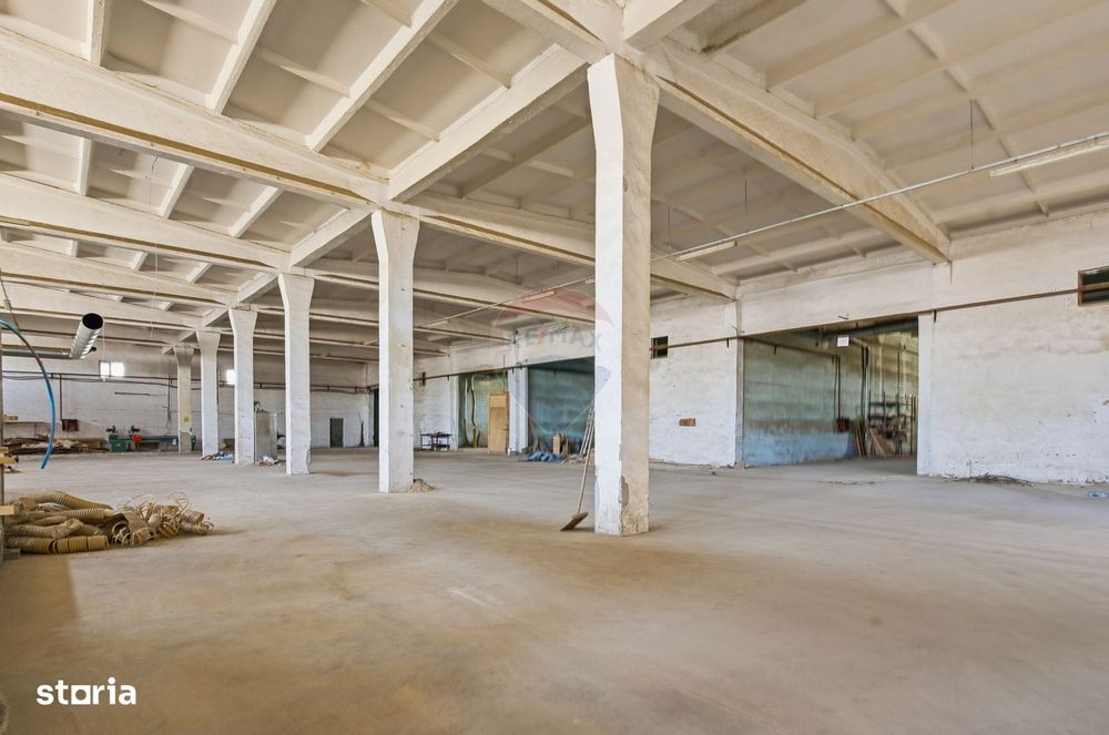 Teren Industrial / Hale de Vânzare 4.1 Ha - Zona industrială - Hârlău