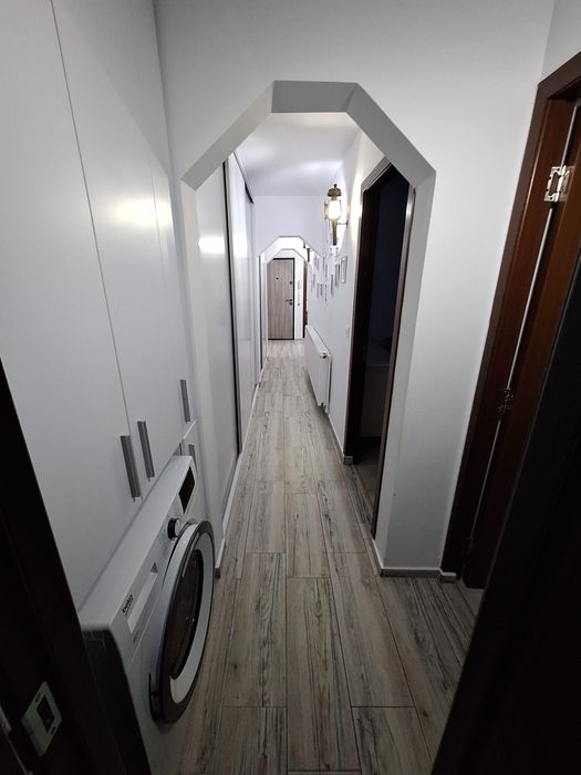 Vand Apartament 3 camere Rm Sarat