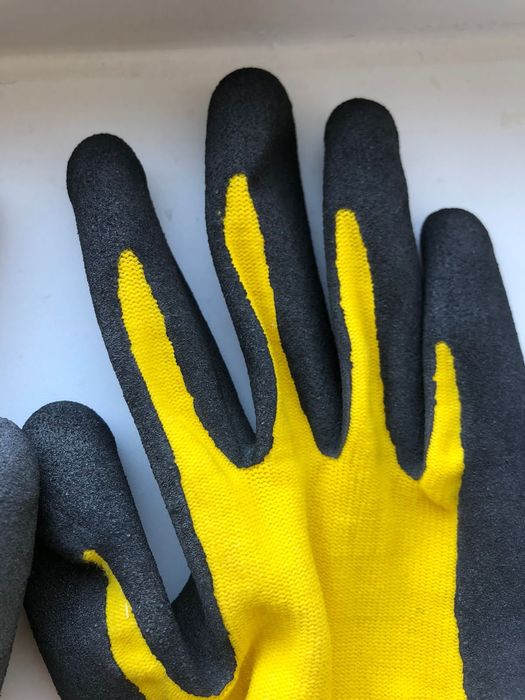 Продам перчатки для работы с деревом, краской, побелкой