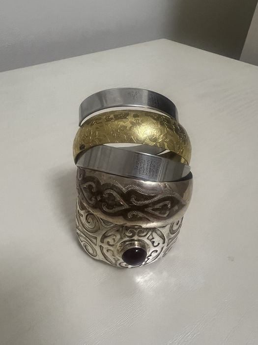 Продам браслеты
