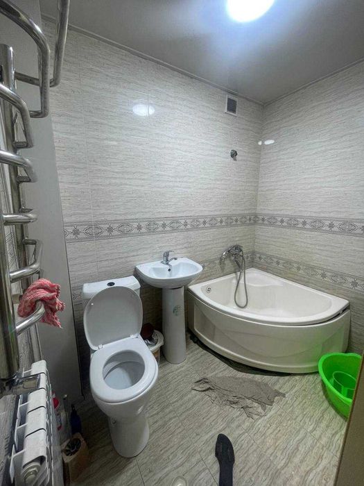 Срочно 4-х комнатная квартира ор.Мирзо Улугбек, Багишамал