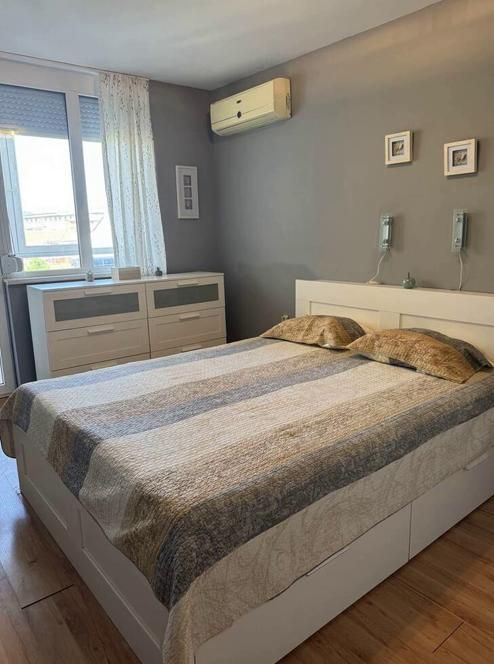 Дава се под наем Тристаен апартамент в Пловдив, Каменица 1 - 90 кв.м за 500 € - Снимка #4