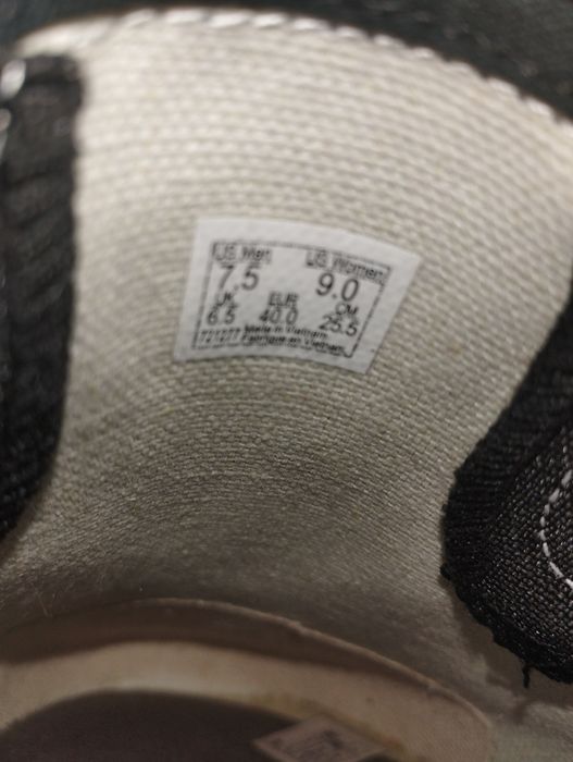 Продам кеды VANS