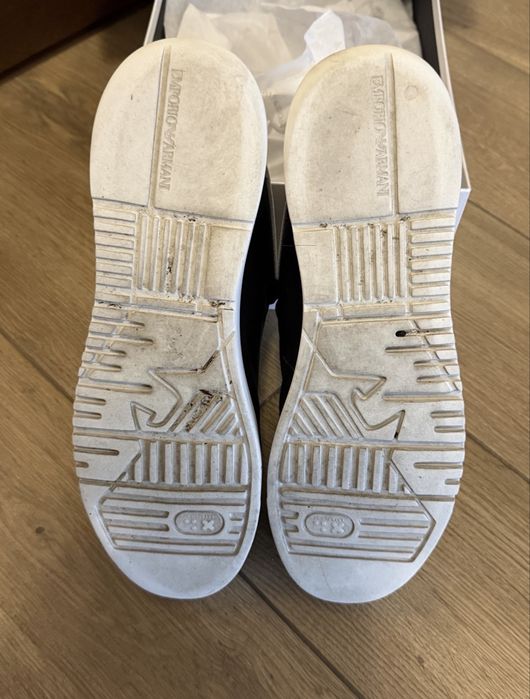 Adidasi Giorgio Armani autentici in stare foarte buna 44 cutie