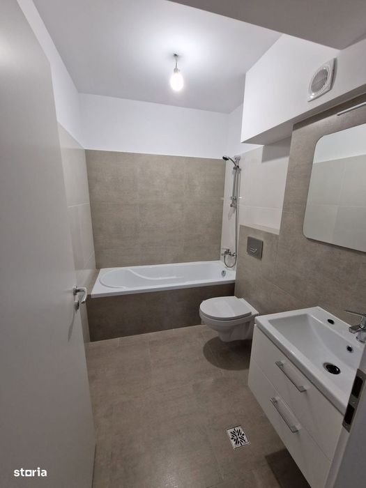 RATE DEZVOLTATOR, AVANS 5000Euro,Valea Adanca Apartament 3 camere 81mp