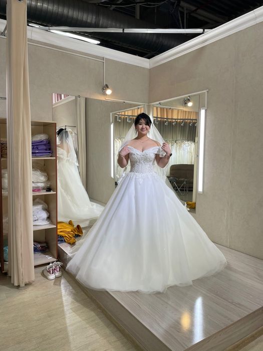 Продам свадебное платье 46р