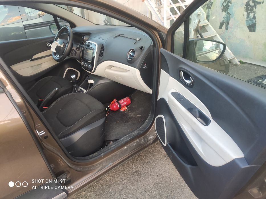 Renault captur .0.9 benzina.//2017 import recent Avariiat