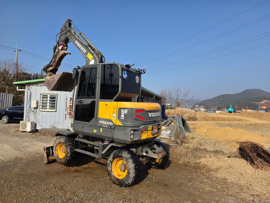 Малютка 3в1 погрузчик экскаватор