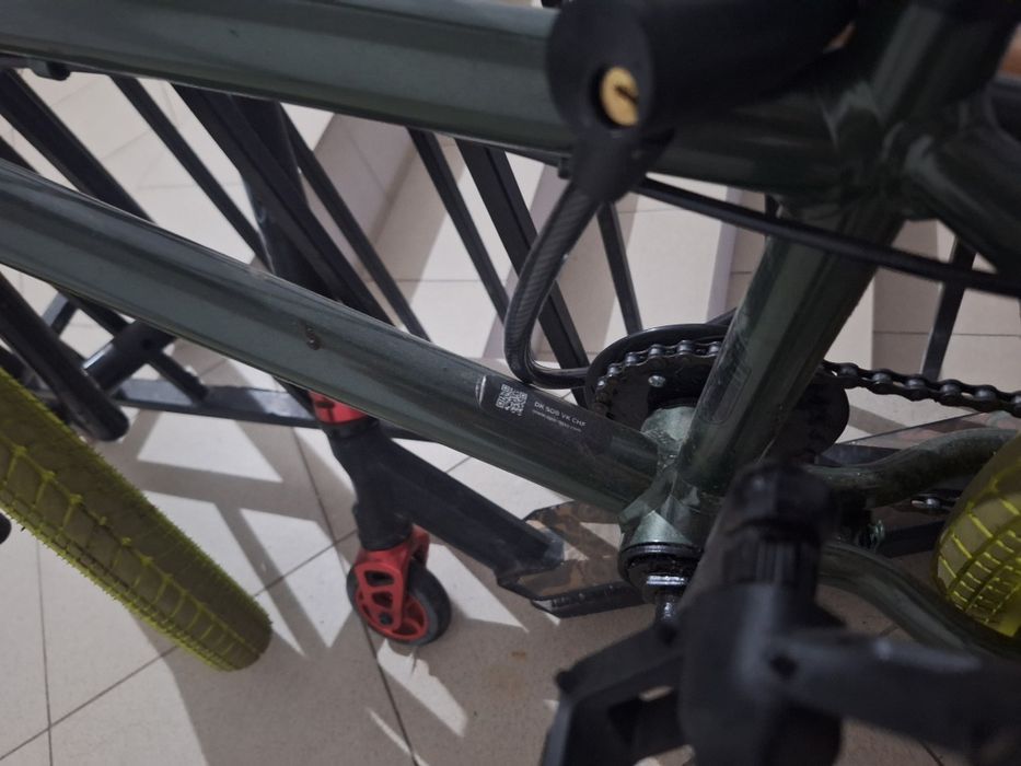 Bicicleta bmx wipe 500 20 " a costat 1300 cu bari