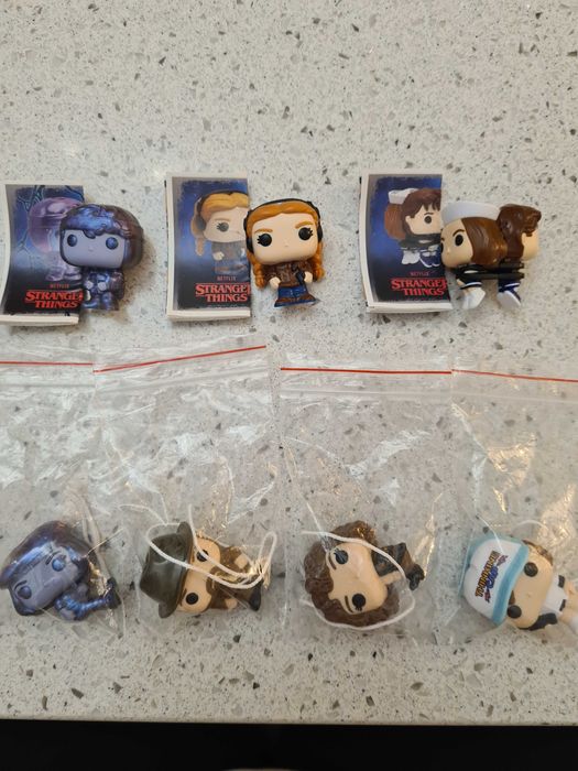 Фигурки kinder joy stranger things