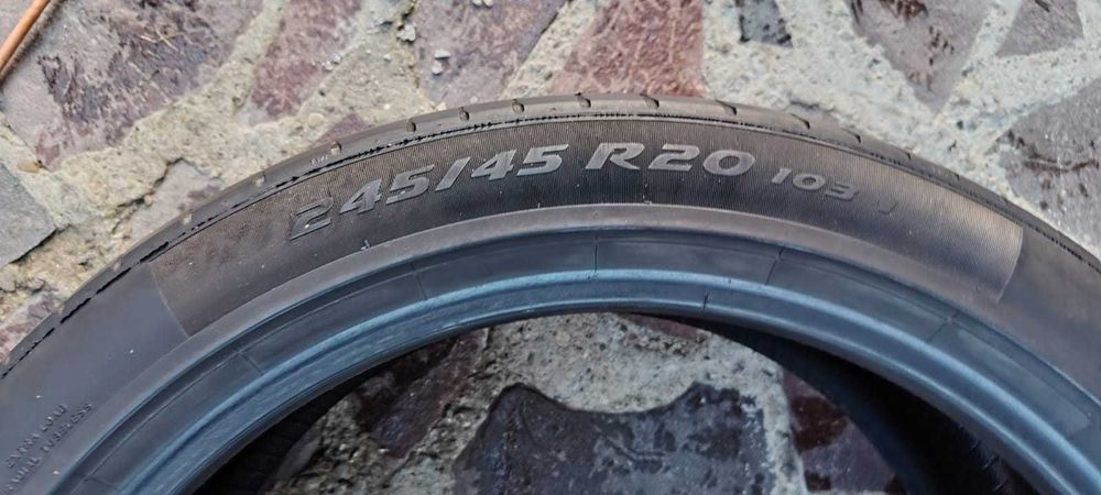 Pirelli Pzero pz4 245/45/20 vara
