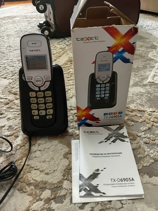 Продам домашний телефон