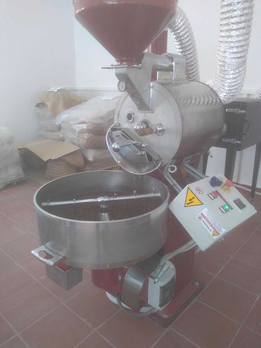 Продавам зелено и прясно изпечено кафе арабика и робуста дребно и едро