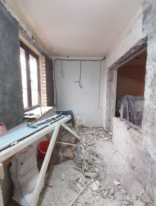 Демонтаж квартир и домов очистка старой краски и шпатлевки  быстро