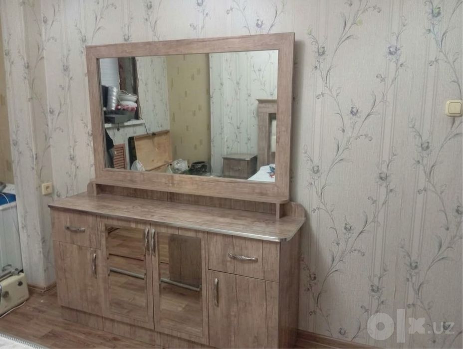 Спальный гарнитур , прихожка