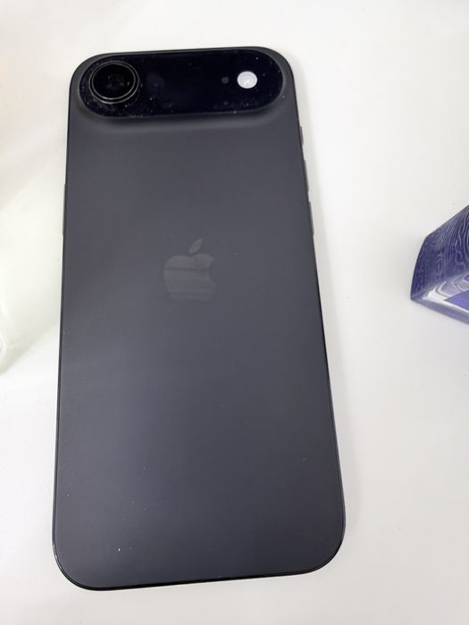 Iphone air 17 продам  512