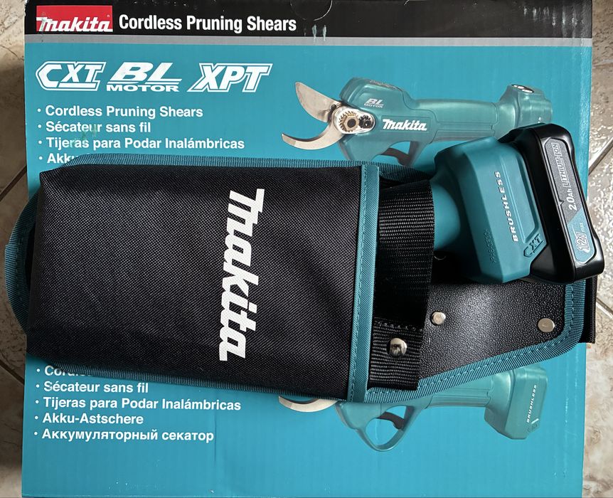 Акумулаторна лозарска ножица Макита Makita UP100DZ