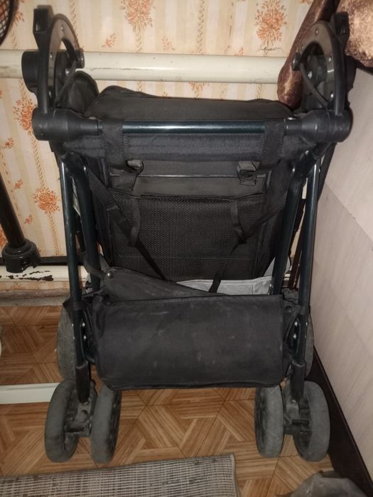 Продам коляску за 5тыс