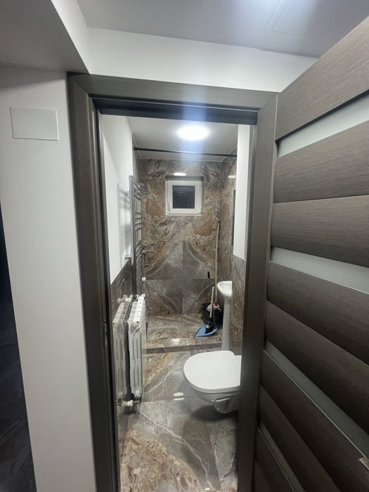 Inchiriez garsoniera