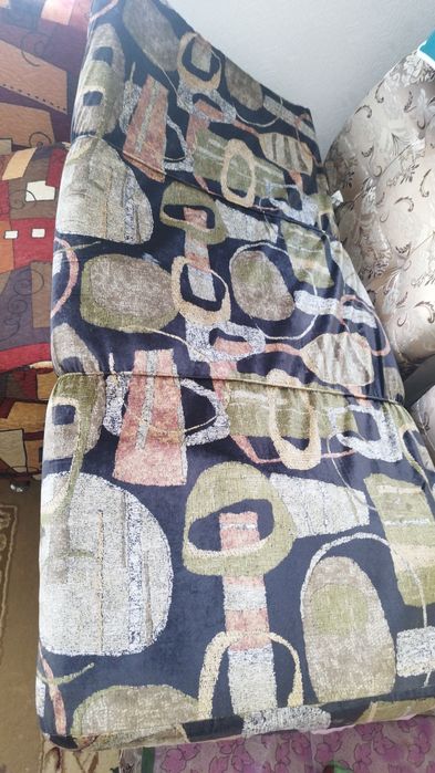 Диван в норм состоянии