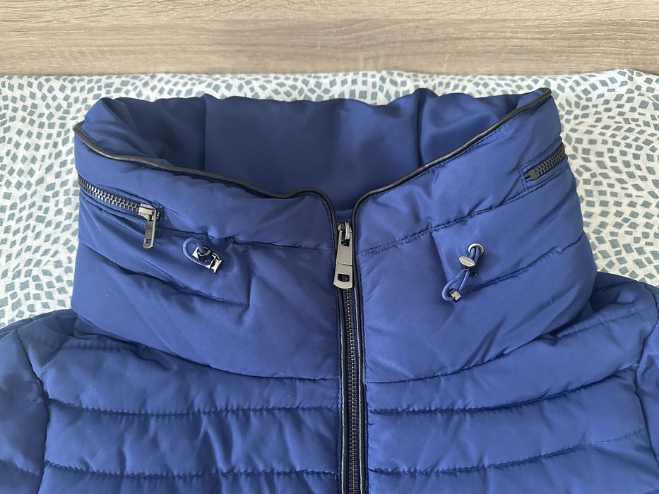 Тъмно  синьо зимно яке ZARA