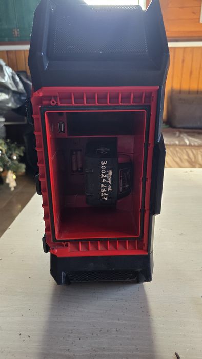 Radio șantier,  40W milwaukee