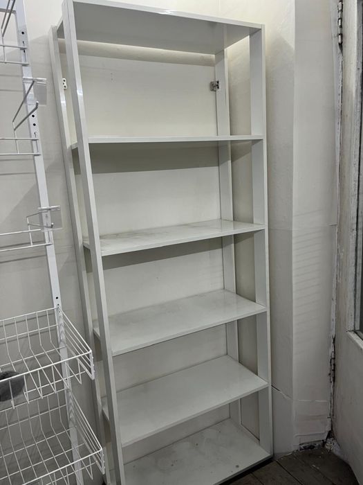 Стеллажные полки