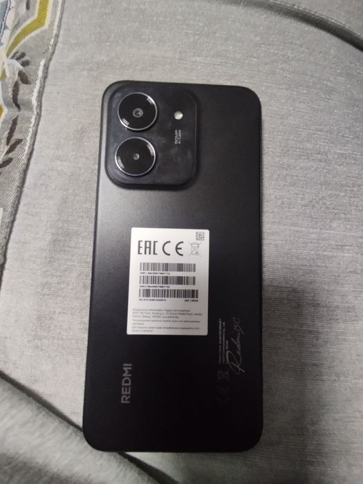 Продам телефон ресми 15 с новый