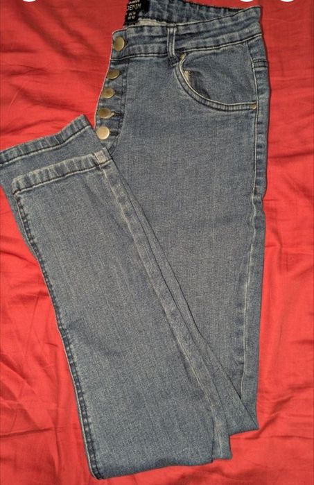 Blugi talie înaltă m