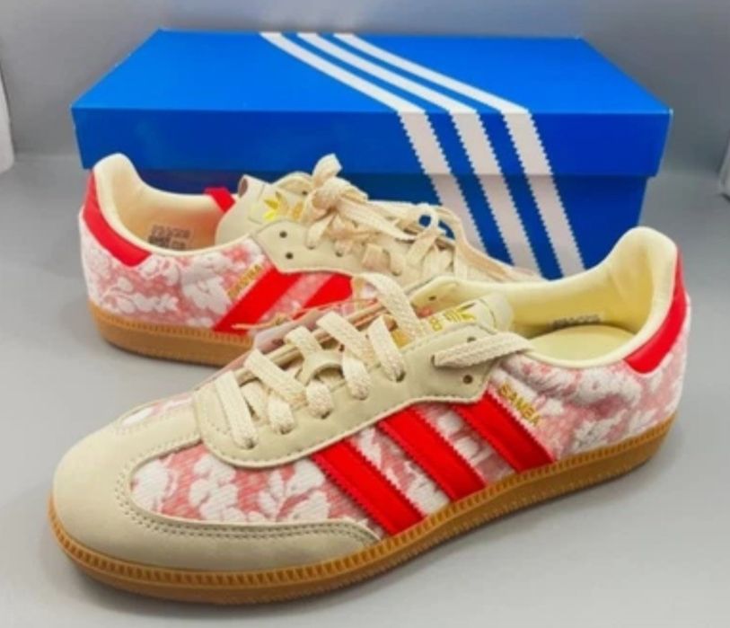 Продам кроссовки adidas