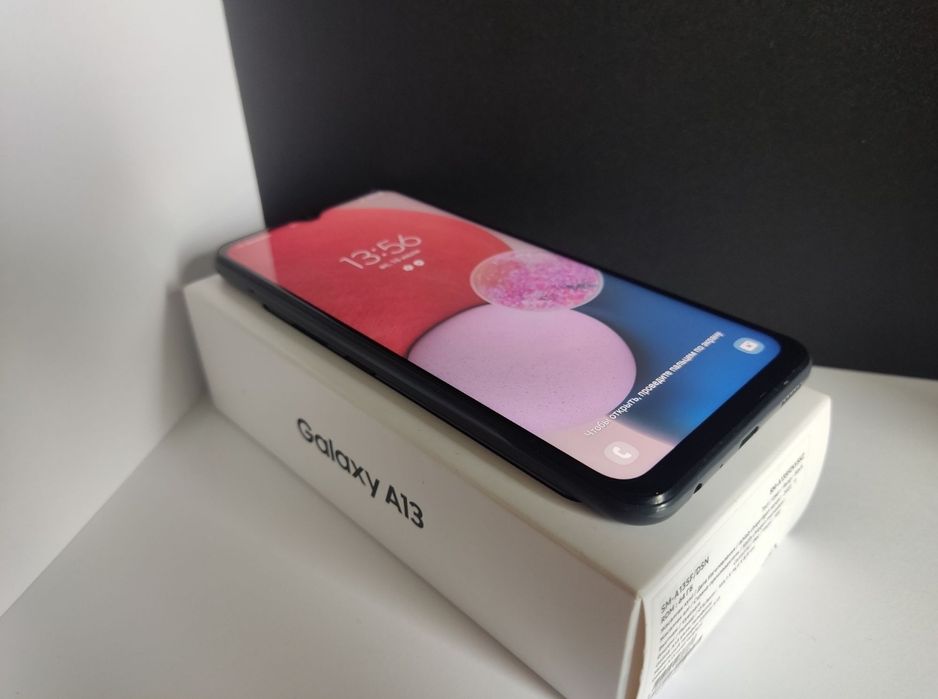 Samsung A13 gb  NFC 2023год в отличном состоянии телефон сотовый