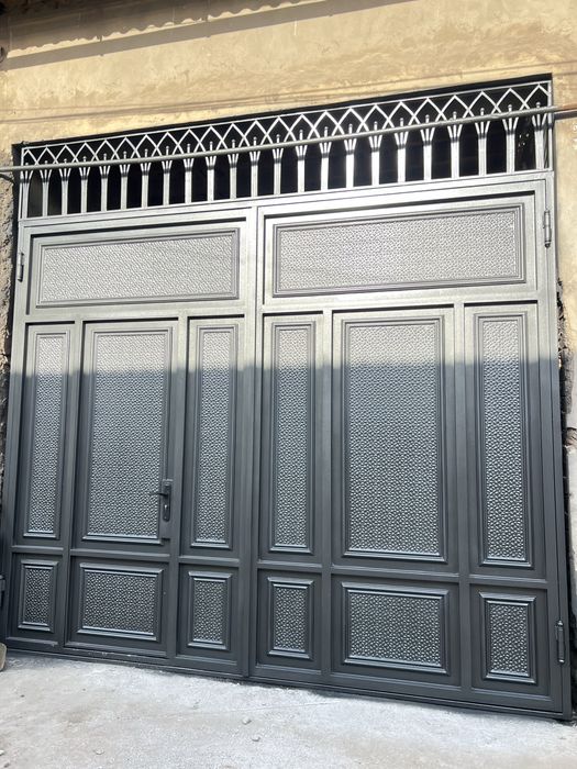 Darvoza restavratsiya qilamiz tamirlaymiz kiraskalash xizmati bor.