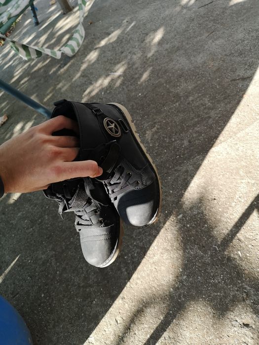 Зимни боти за момче