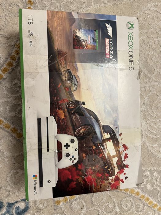 XBOX ONE S. В ПРОДАЖЕ, цена договорная.
